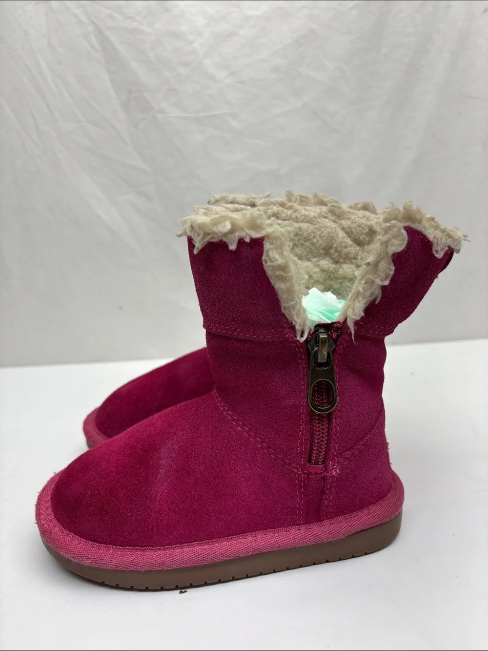 Koolaburra by Ugg Fuchsia Suede Winter Booties, SZ 8 toddler girl, box 73